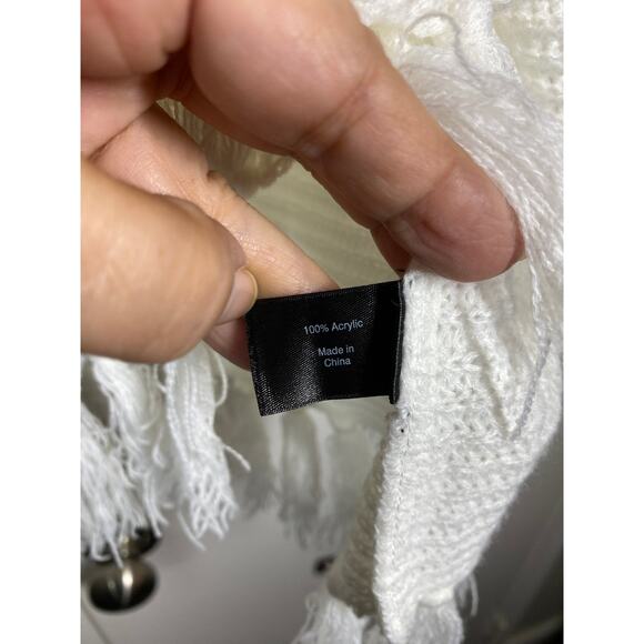 Lane Bryant White Cowl Neck Relaxed Fit Fringe Sweater Size 14/16 - Picture 5 of 9